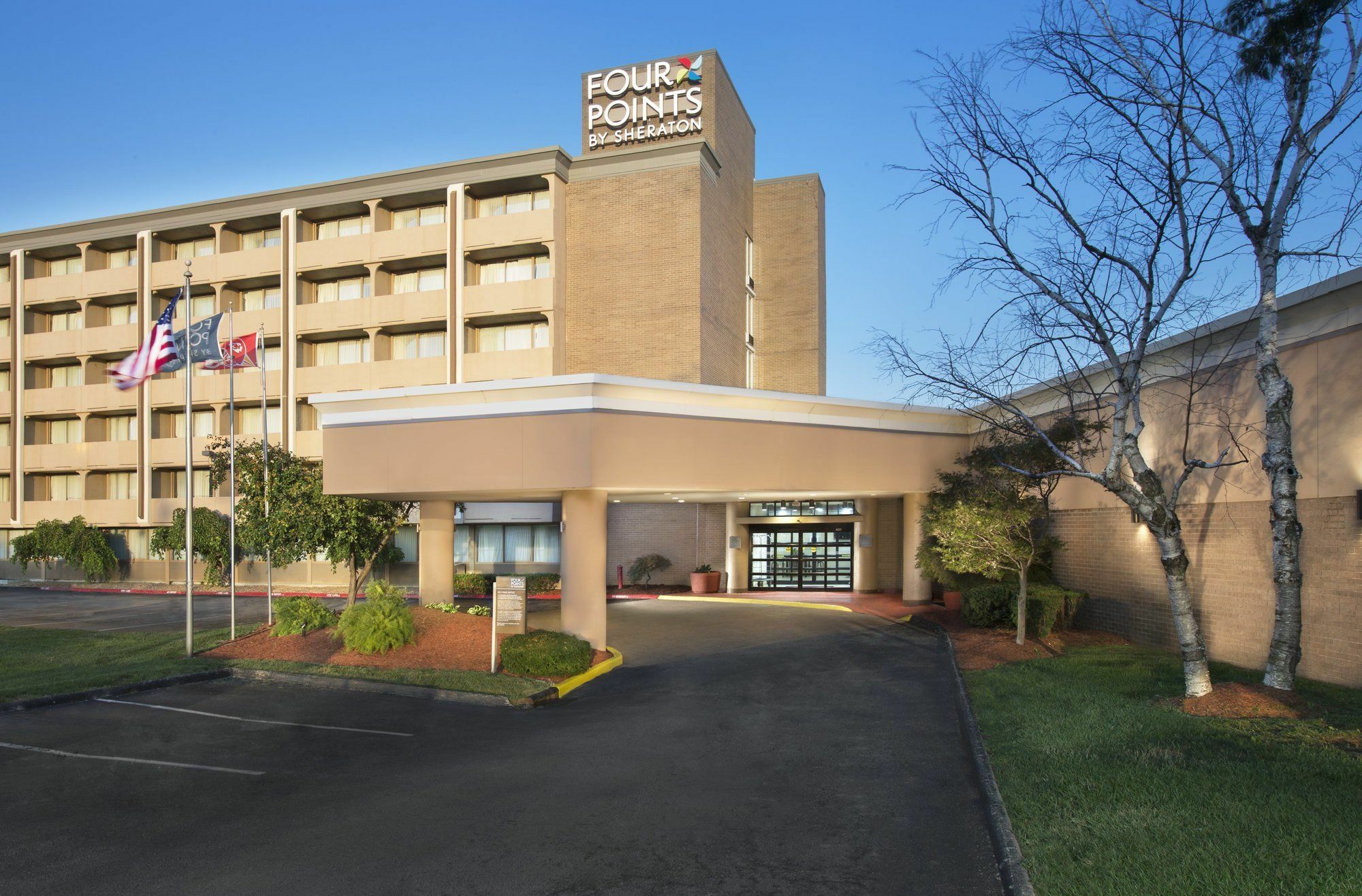 Best Western Plus Kansas City Sports Complex Hotel Exterior photo